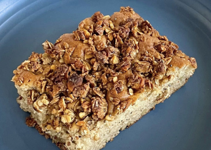 Cinnamon Apple Granola Cake